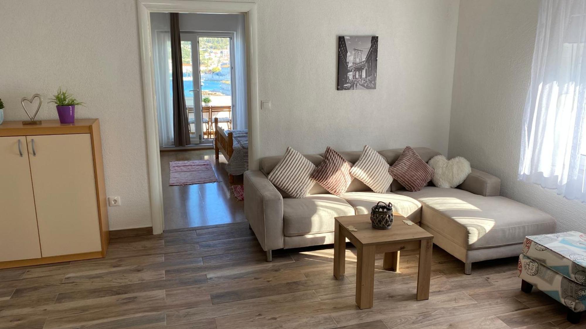 Sunset House With Seaview Apartment Hvar Town Exterior photo
